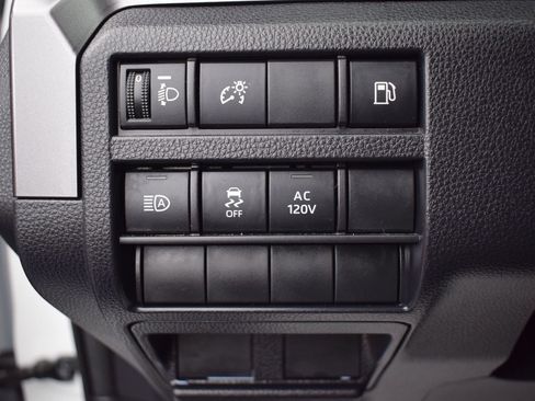 Used 2025 Toyota 4Runner TRD Off-Road AWD/4WD image 16
