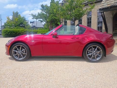 Used 2020 MAZDA MX-5 Miata RF Grand Touring RWD image 6