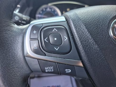 Used 2017 Toyota Camry XLE image 20