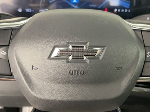 New 2025 Chevrolet Equinox ACTIV image 26