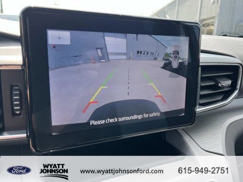 Certified 2023 Ford Explorer XLT w/ Equipment Group 202A AWD/4WD image 38