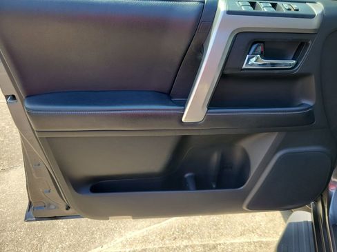 Used 2018 Toyota 4Runner SR5 RWD image 13