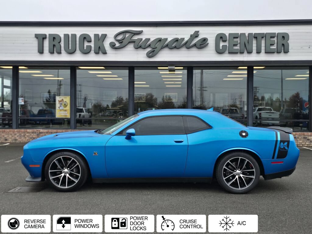 Used 2016 Dodge Challenger R/T Scat Pack w/ Technology Group RWD image 1