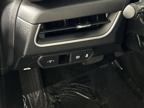 Used 2025 Kia K4 FWD image 13