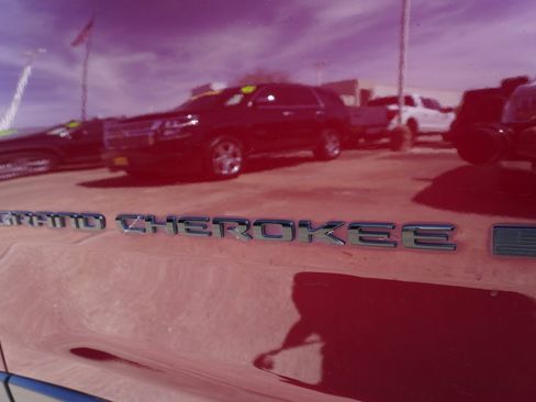 Used 2024 Jeep Grand Cherokee Altitude image 30