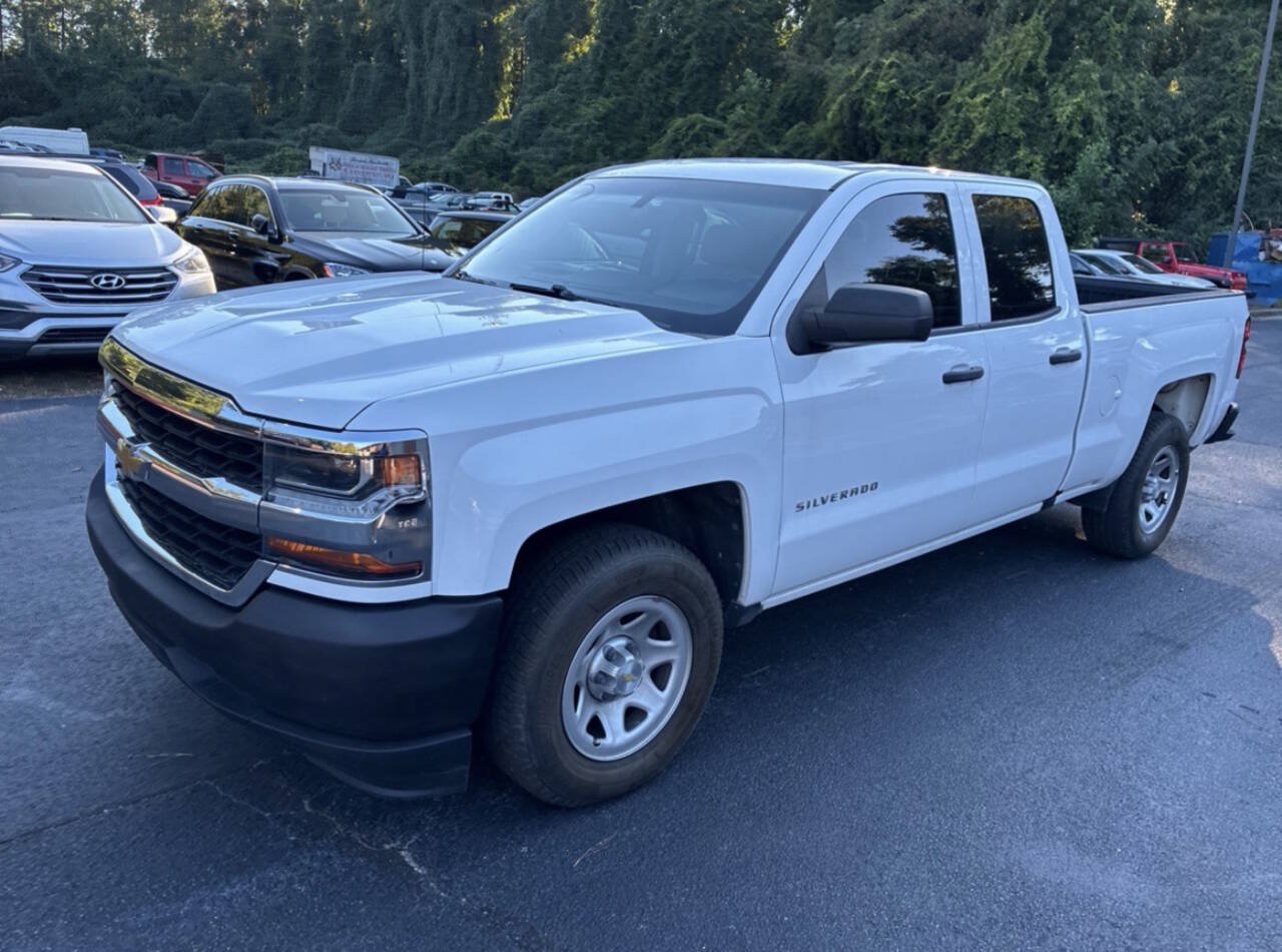 Used 2019 Chevrolet Silverado 1500 W/T RWD image 2