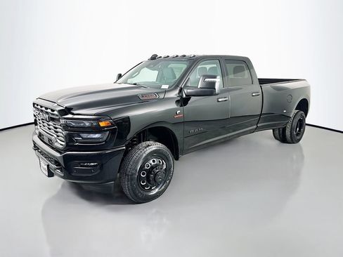 New 2026 RAM 3500 Big Horn AWD/4WD image 3