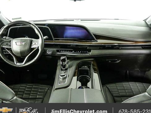 Certified 2023 Cadillac Escalade Sport Platinum w/ LPO, ONYX Package AWD/4WD image 22