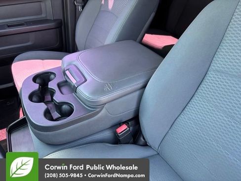 Used 2015 RAM 1500 Express AWD/4WD image 24