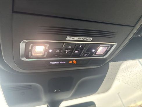 New 2025 Lincoln Navigator Reserve w/ Jet Appearance Package image 27