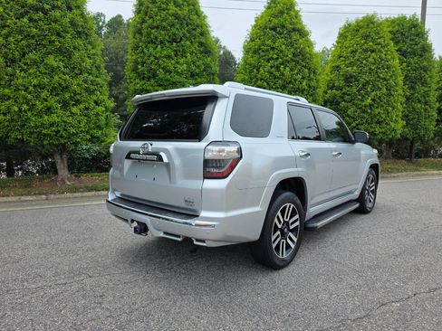 Used 2017 Toyota 4Runner Limited RWD image 5