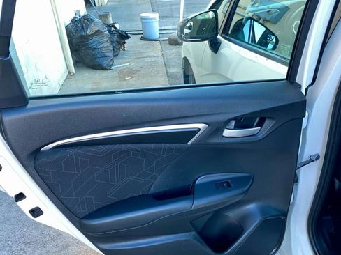 Used 2015 Honda Fit EX image 8