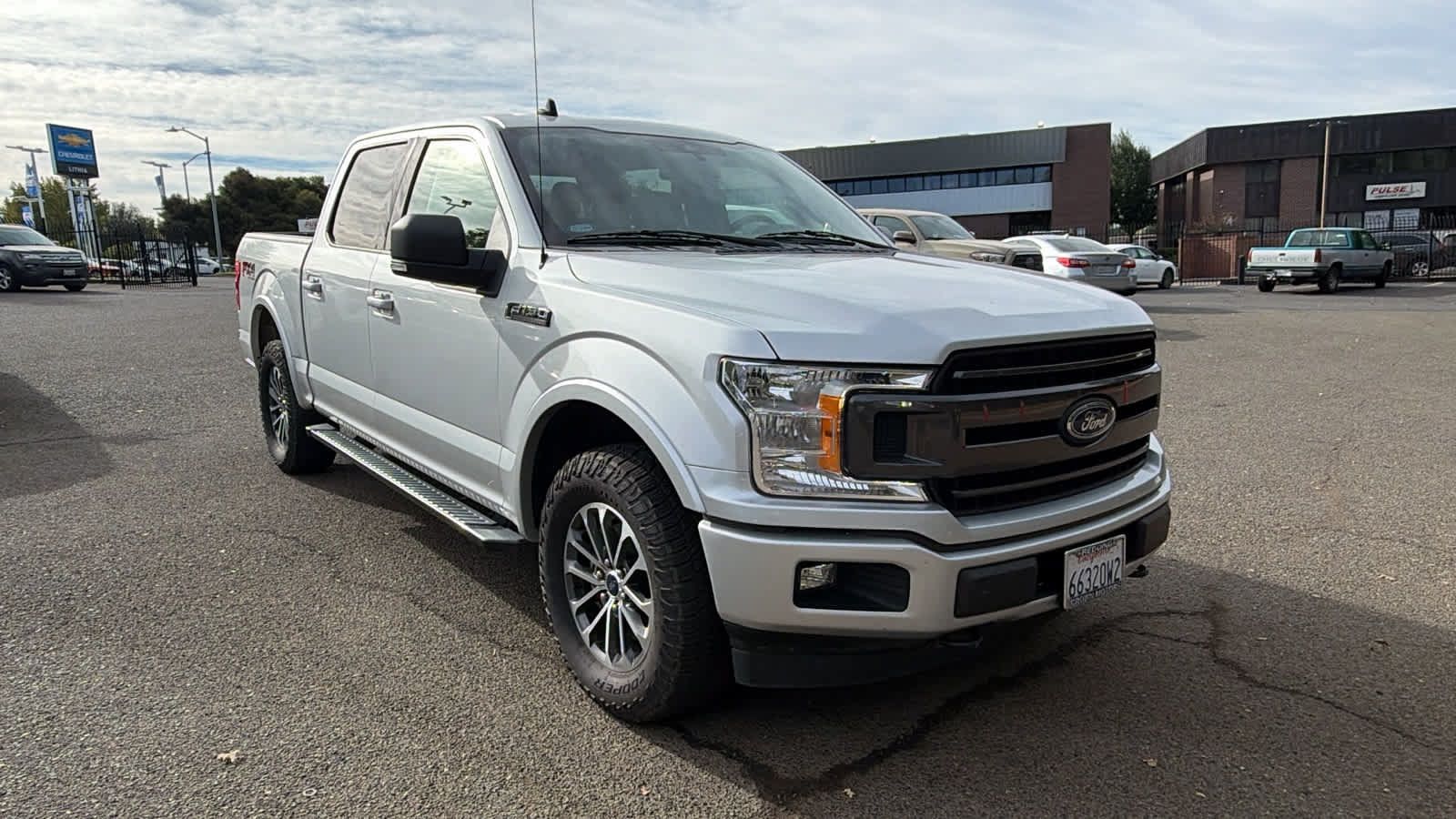 Used 2019 Ford F150 XLT w/ Equipment Group 302A Luxury AWD/4WD image 3
