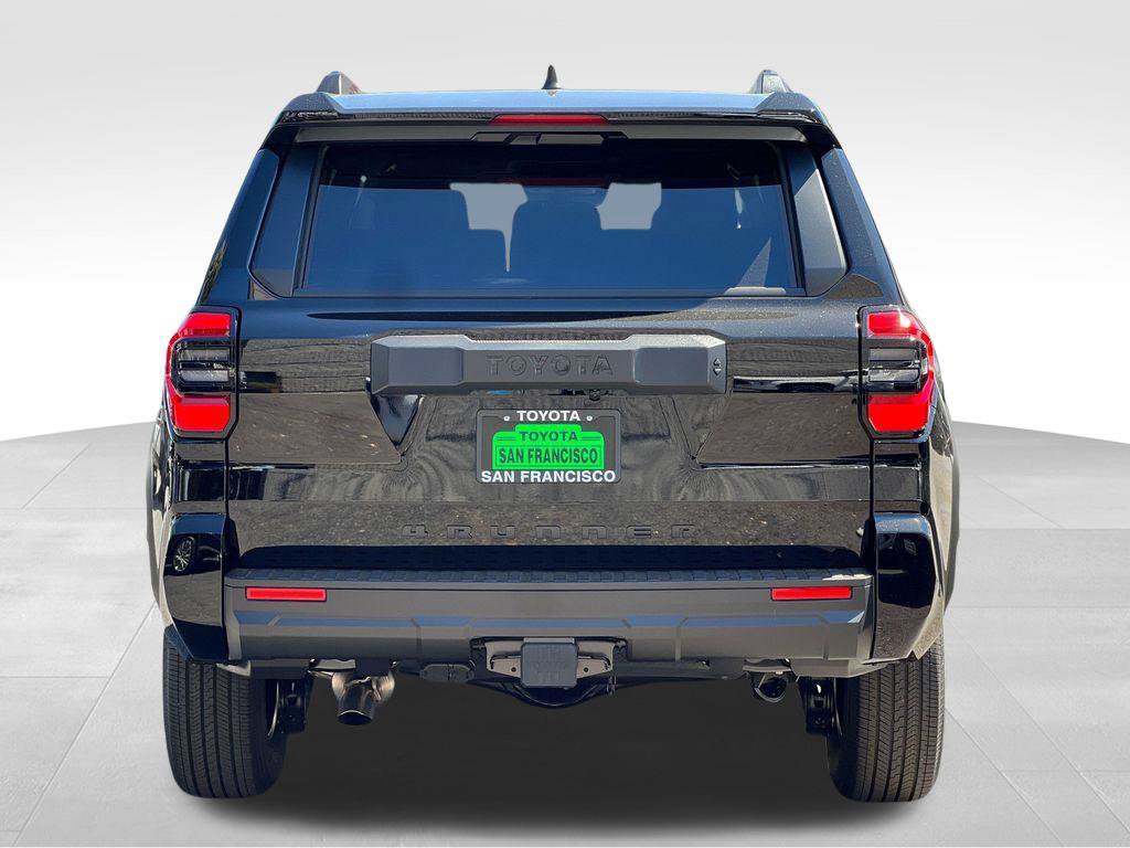 New 2026 Toyota 4Runner SR5 AWD/4WD image 4