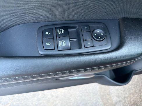 Used 2018 Dodge Challenger SXT RWD image 22