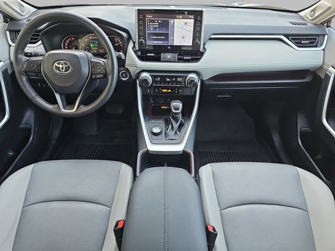 Used 2022 Toyota RAV4 Limited AWD/4WD image 11