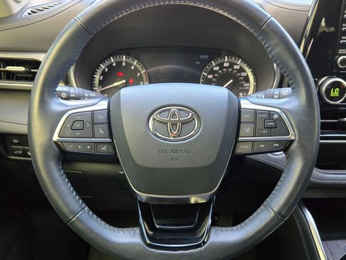 Used 2020 Toyota Highlander Limited AWD/4WD image 20