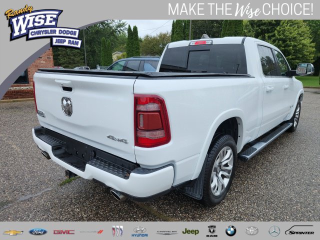 Used 2023 RAM 1500 Limited w/ Body-Colour Bumper Group AWD/4WD image 3