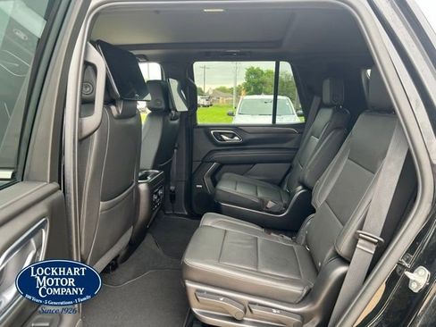 Used 2021 Chevrolet Tahoe LT w/ LT Signature Plus Package RWD image 12