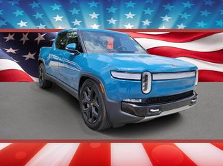 Used 2023 Rivian R1T Adventure AWD/4WD video 1