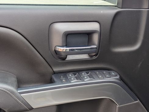 Used 2018 Chevrolet Silverado 1500 LT w/ All Star Edition image 12