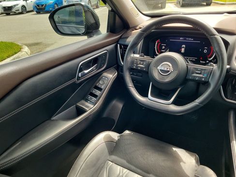 Used 2023 Nissan Rogue Platinum w/ Platinum Premium Package AWD/4WD image 14