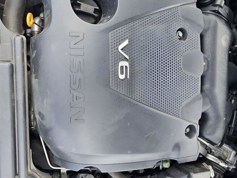 Used 2016 Nissan Maxima Platinum FWD image 31
