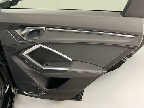 Used 2020 Audi Q3 2.0T Premium Plus w/ Premium Plus Package image 33