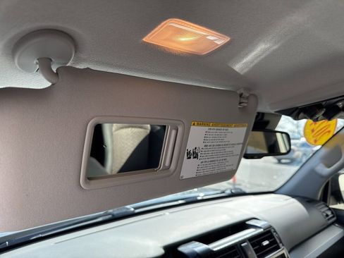 Used 2024 Toyota 4Runner TRD Off-Road image 33