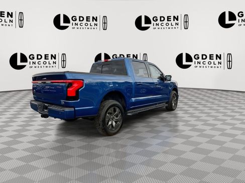 Used 2022 Ford F150 Lightning Lariat image 8