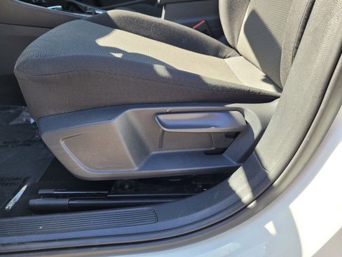 Used 2019 Volkswagen Jetta S image 11