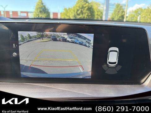 Certified 2023 Kia Telluride S w/ S Sunroof Package AWD/4WD image 31
