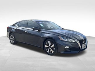 Used 2022 Nissan Altima 2.5 SL FWD 360° Tour