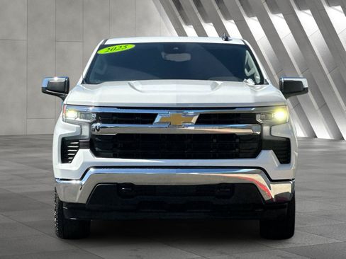 Used 2025 Chevrolet Silverado 1500 LT AWD/4WD image 9