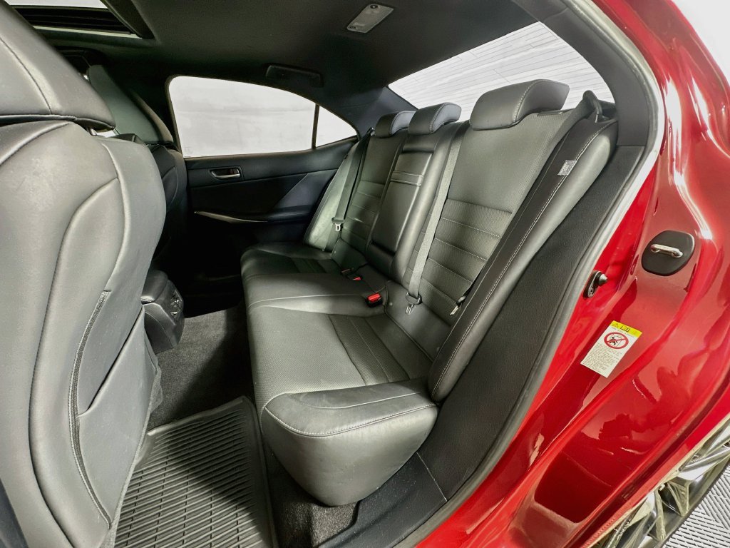Used 2018 Lexus IS 300 F Sport w/ F Sport Package RWD image 29
