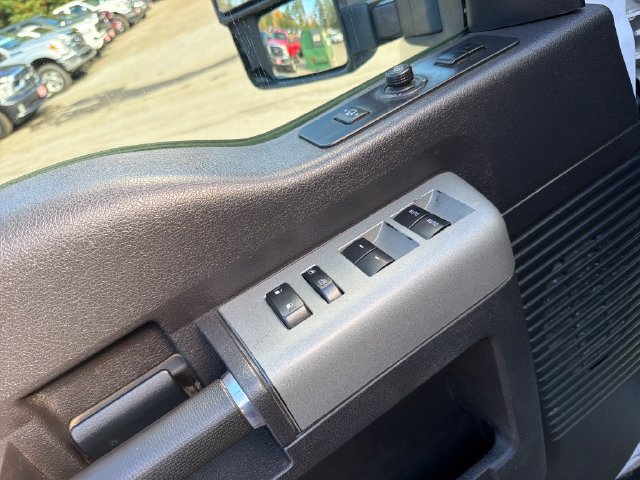 Used 2016 Ford F350 Lariat w/ Lariat Ultimate Package AWD/4WD image 13