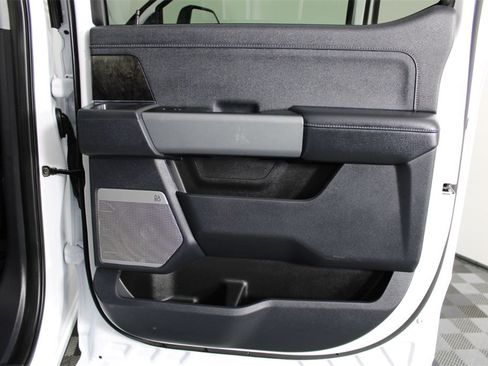 Used 2024 Ford F250 Lariat image 37