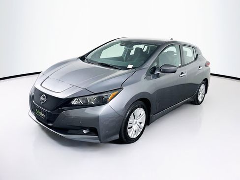 Used 2023 Nissan Leaf S FWD image 3