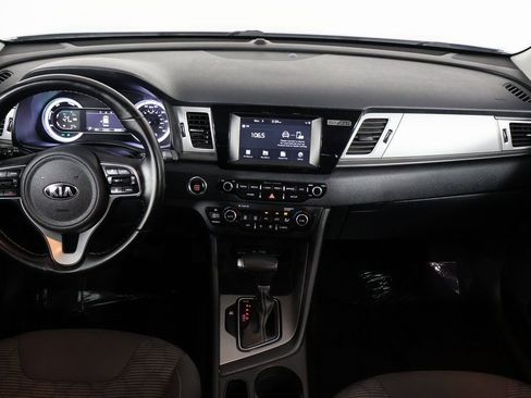 Used 2018 Kia Niro LX image 8