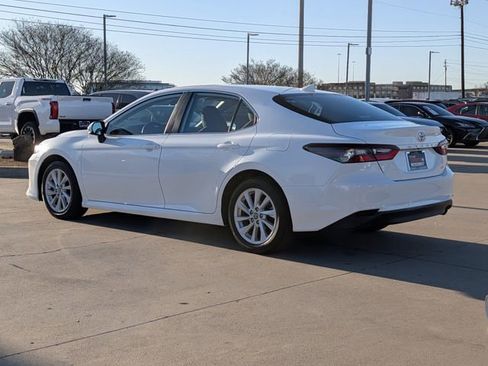Used 2024 Toyota Camry LE FWD image 8