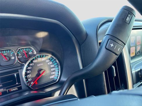 Used 2018 Chevrolet Silverado 1500 LT w/ All Star Edition image 17