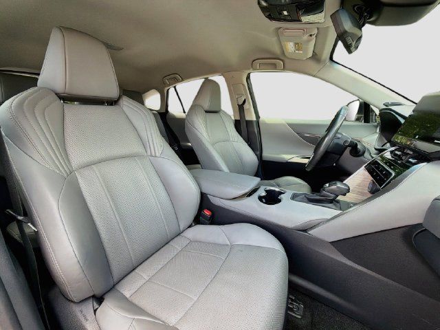 Used 2021 Toyota Venza Limited AWD/4WD image 15