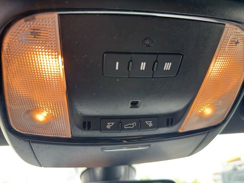 Used 2023 Dodge Durango GT AWD/4WD image 39