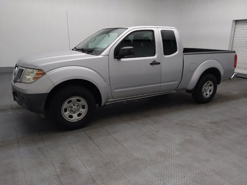 Used 2015 Nissan Frontier S RWD image 2
