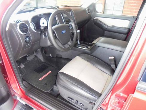 Used 2008 Ford Explorer Sport Trac Limited RWD image 7
