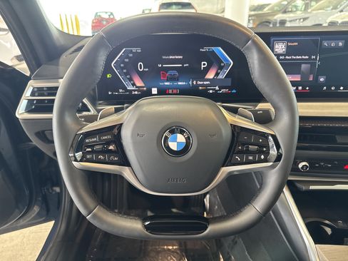 Used 2025 BMW 330i Sedan RWD image 21