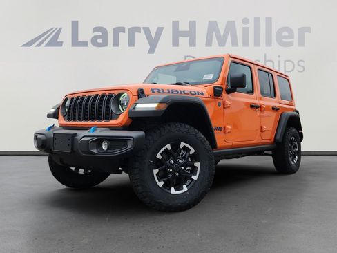 New 2025 Jeep Wrangler Unlimited Rubicon 4xe w/ Convenience Group image 1