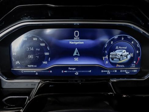 Used 2025 Chevrolet Silverado 2500 LT w/ Convenience Package image 19