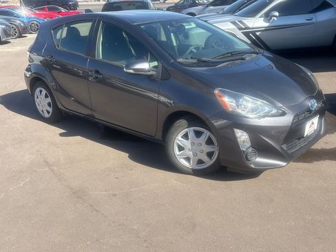 Used 2015 Toyota Prius C Two image 1