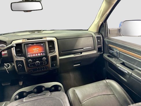 Used 2016 RAM 2500 Laramie image 24